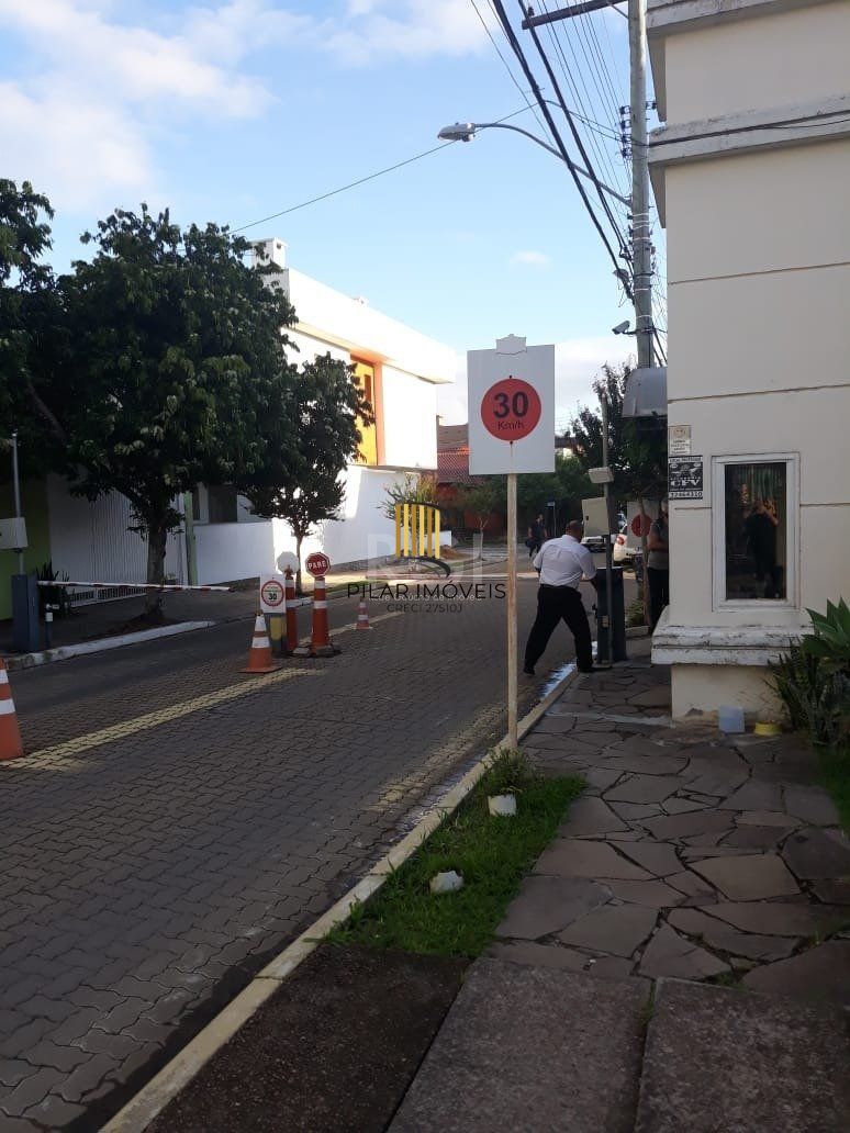 Ótima casa no condomínio Jardins do Prado bairro Hípica  com 70m² Porto Alegre RS