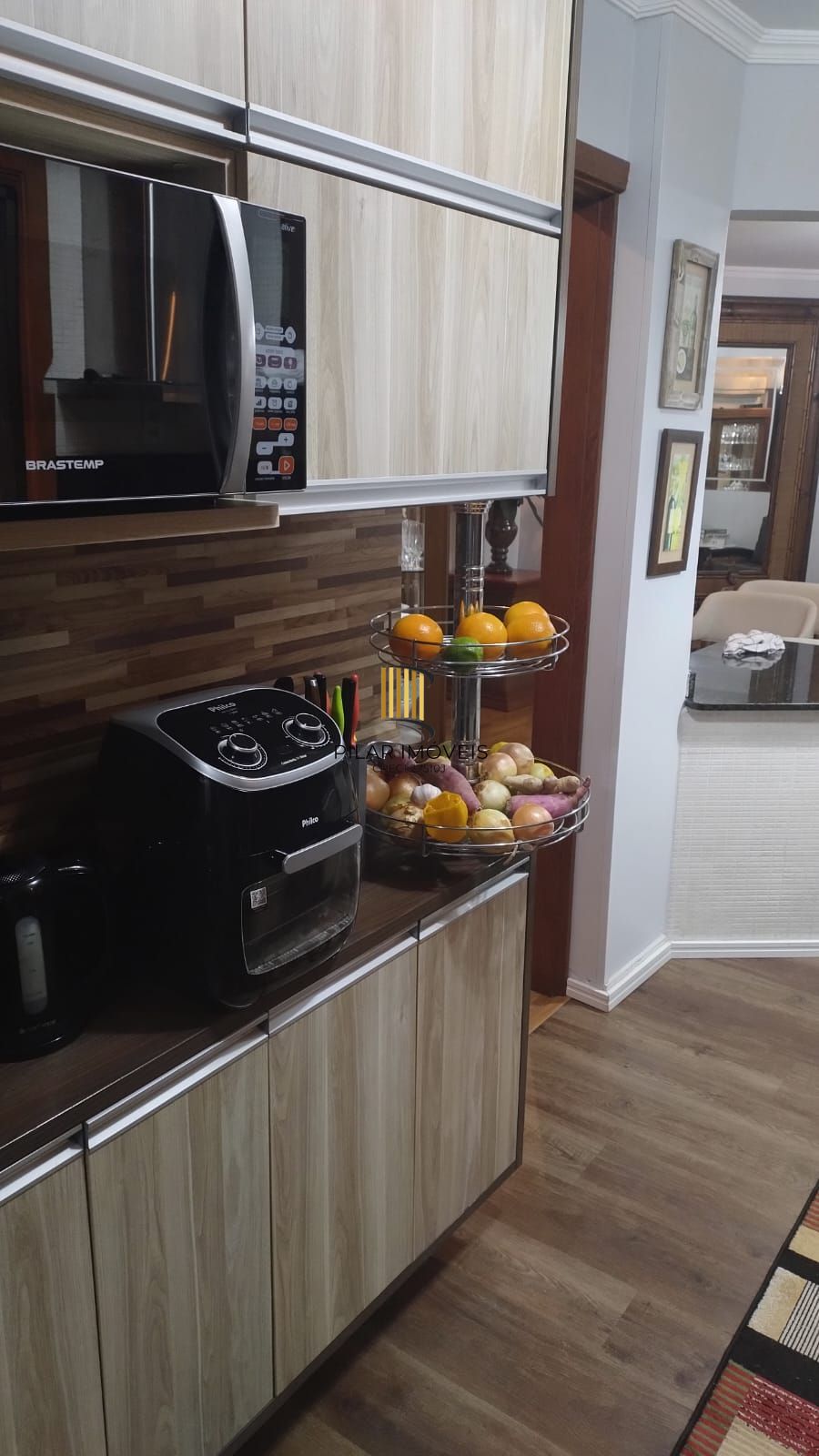 APARTAMENTO 3 DORMITORIOS , SENDO 1 SUÍTE, 2 VAGAS PARA CARRO COBERTAS, UNCO NO ANDAR, VILA IPIRANGA, PORTO ALEGRE/RS