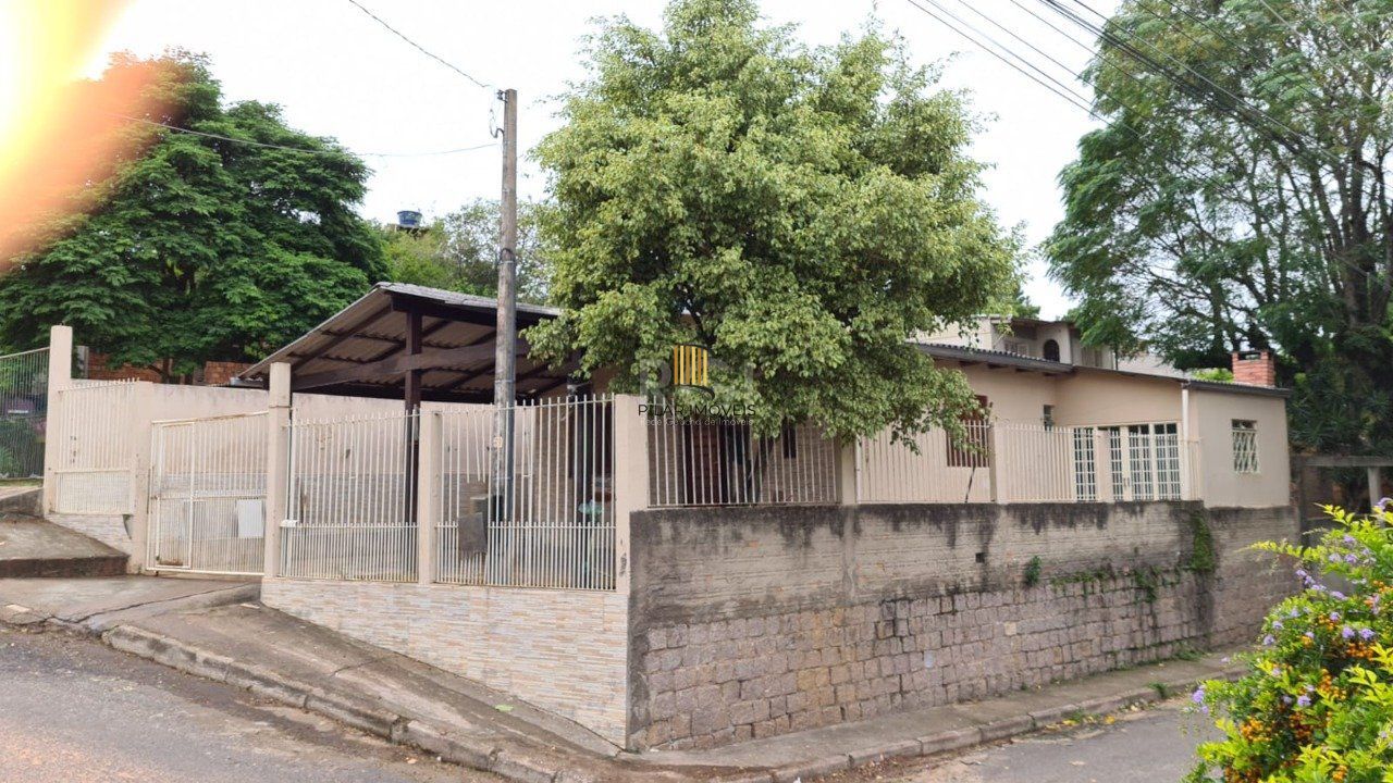 Casa para Venda - 94m², 3 dormitórios, 2 vagas - Agronomia, Porto Alegre