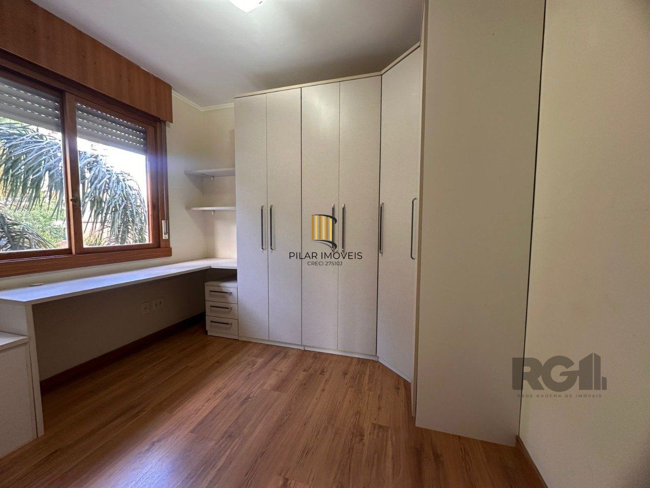 Apartamento a venda no bairro tristeza 2 dormitórios e vaga de garagem