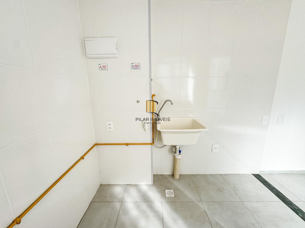 Apartamento térreo com 01 quartos e 01 vaga escriturada, Bairro Morro Santana, Porto Alegre