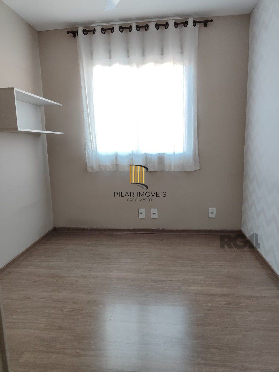 Apartamento com 2 dormitórios e vaga no bairro Teresópolis