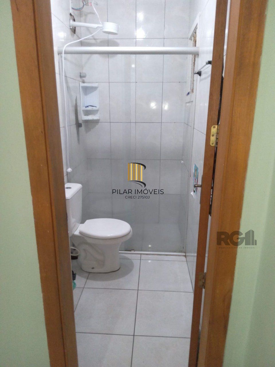 Casa com 2 quartos, 2 vagas de garagem, no bairro Fortuna, Sapucaia do Sul/RS