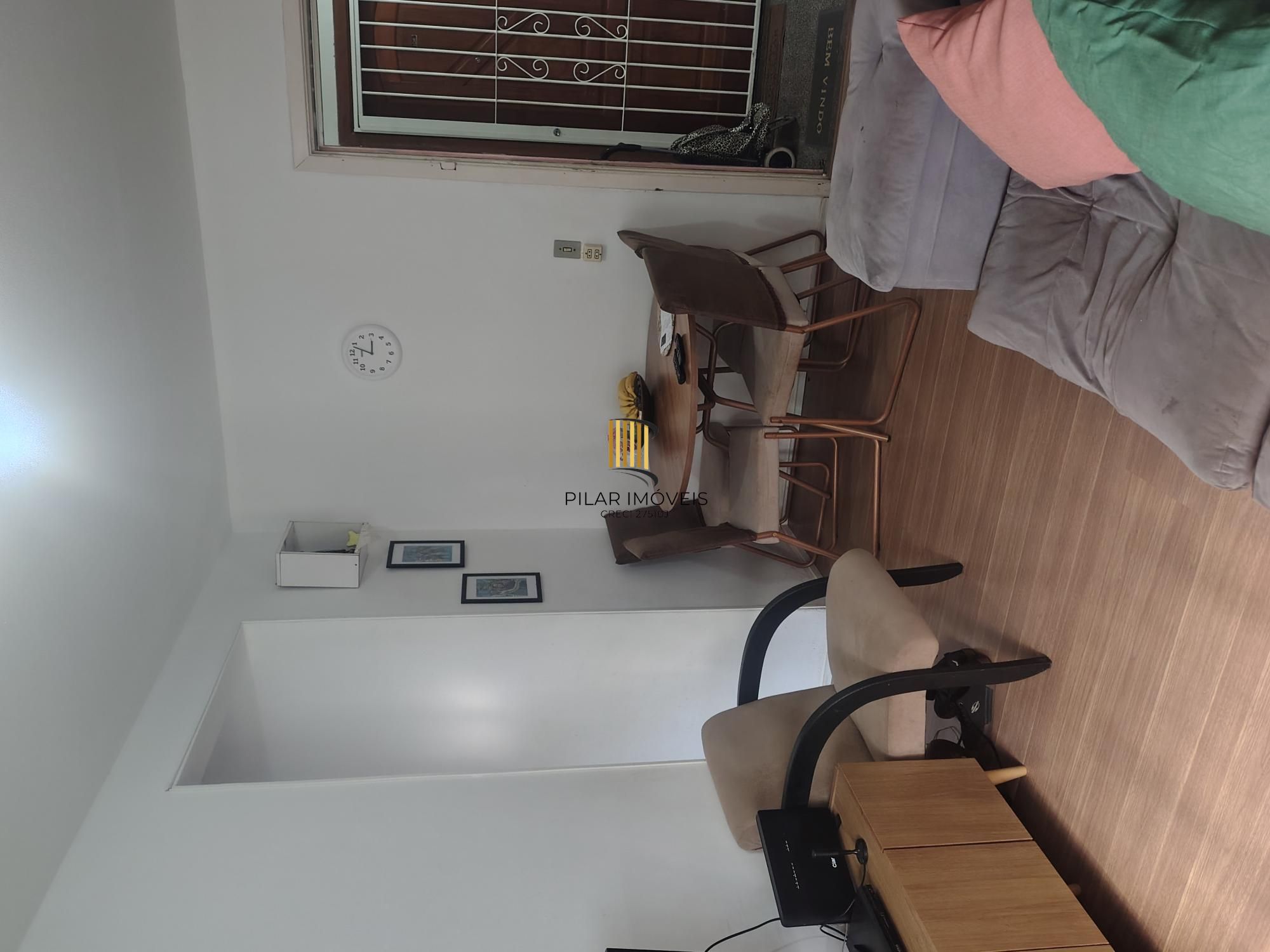 Apartamento dois dormitórios com vaga rotativa Santo Antônio - Porto Alegre
