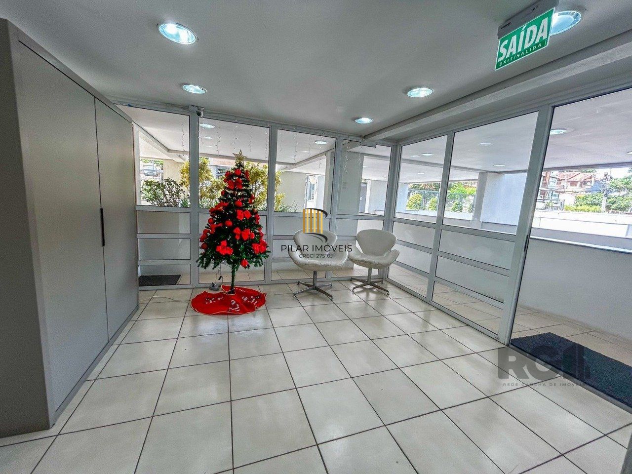 Apartamento de 02 dormitórios no Bairro Tristeza em Porto Alegre/RS