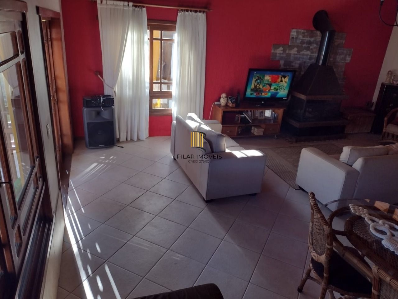 Casa para Venda - 693.6m², 5 dormitórios, sendo 3 suites, 4 vagas - Hípica