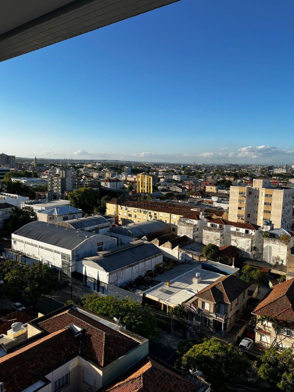 APARTAMENTO 1 DORMITÓRIO, SUÍTE, 2 VAGAS DE GARAGEM, BAIRRO FLORESTA, PORTO ALEGRE/RS