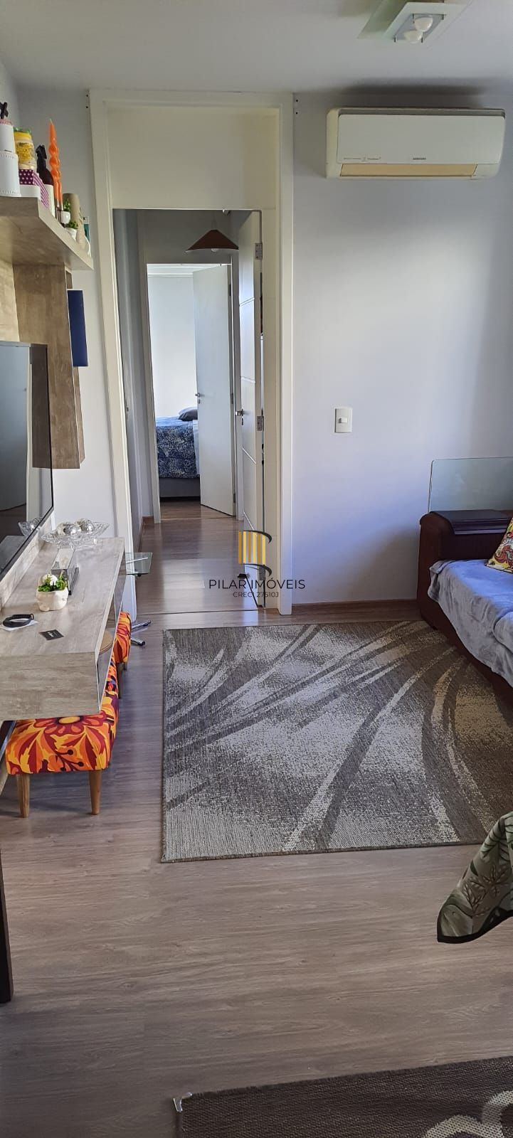 Apartamento com 03 dormitórios (01 suíte), 01 vaga no bairro Morro Santana