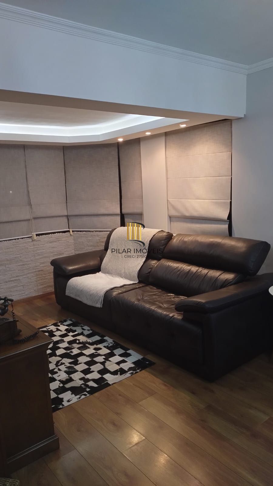 APARTAMENTO 3 DORMITORIOS , SENDO 1 SUÍTE, 2 VAGAS PARA CARRO COBERTAS, UNCO NO ANDAR, VILA IPIRANGA, PORTO ALEGRE/RS