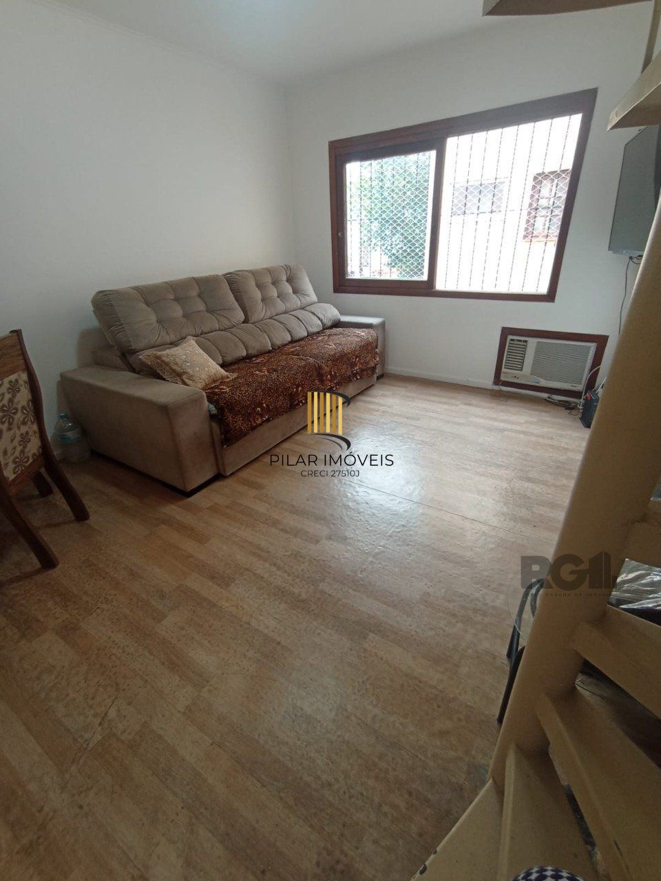 Apartamento duplex para Venda - 93.32m², 2 dormitórios, sendo 1 suite, 1 vaga - Santo Antonio, Porto Alegre