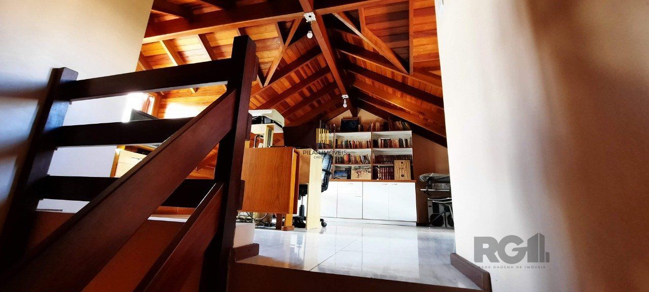 Casa Condominio para Venda - 129.58m², 3 dormitórios, sendo 1 suites, 3 vagas - Cavalhada