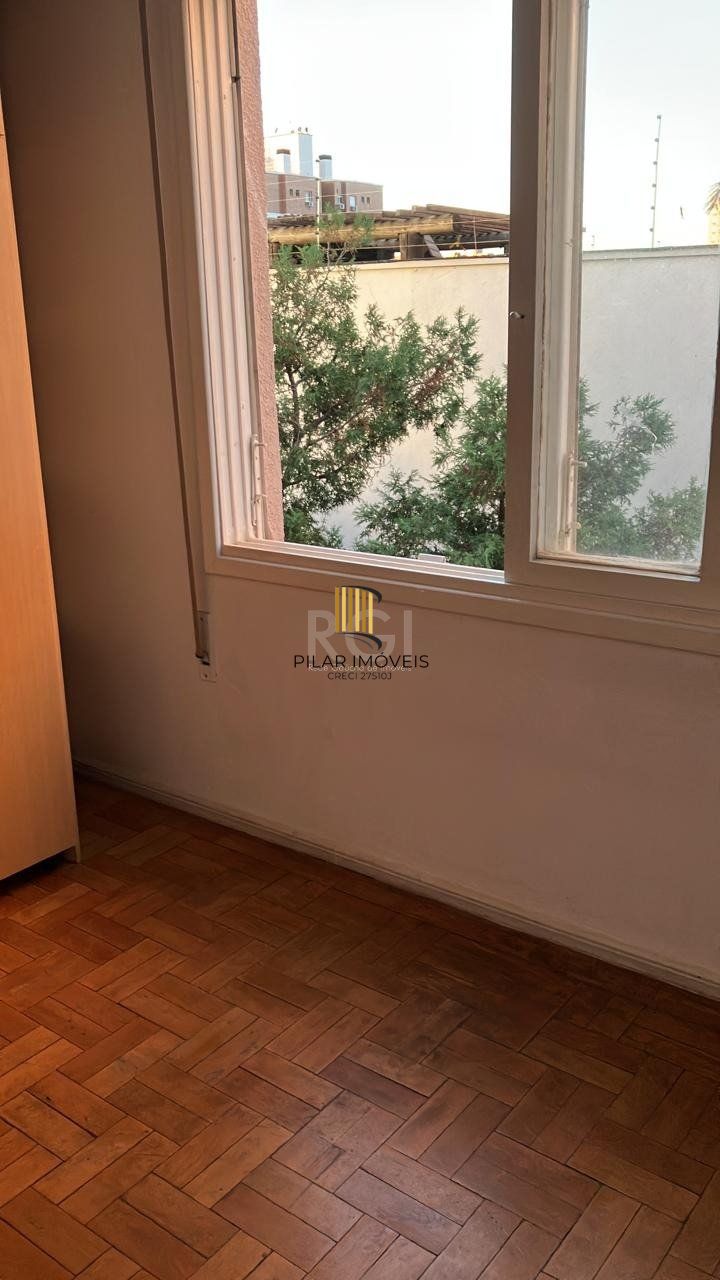 Apartamento de 2 dormitórios no bairro Passo d´Areia