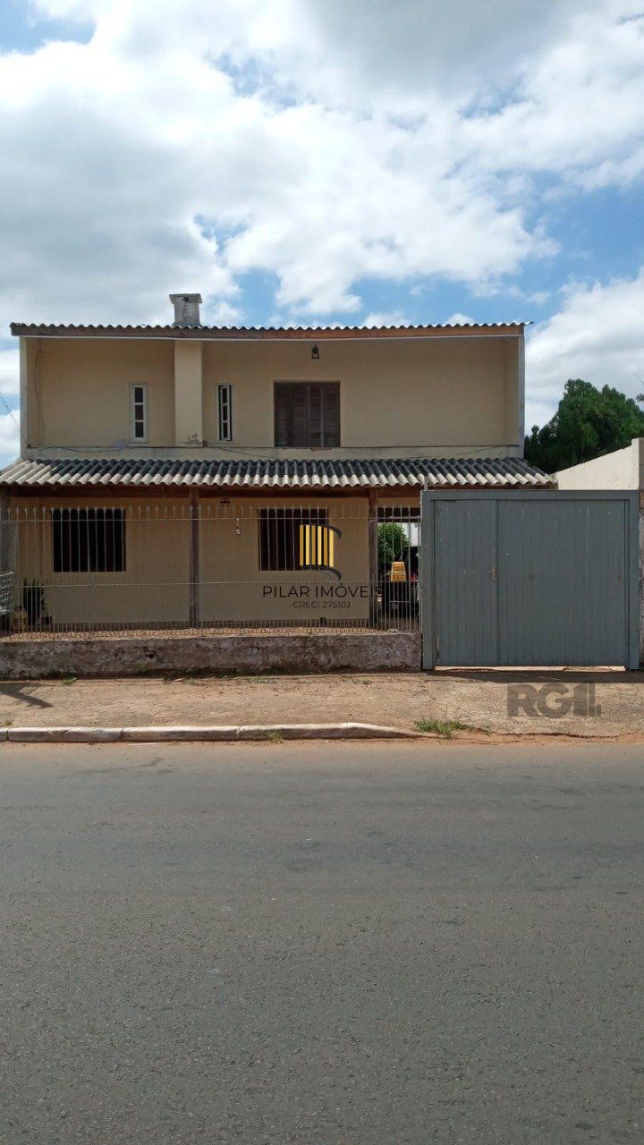 casa com 3 dormitórios no bairro Olaria - Pilar Imóveis