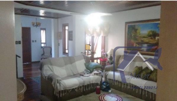 Casa para Venda - 318m², 4 dormitórios, sendo 1 suites, 4 vagas - Cavalhada
