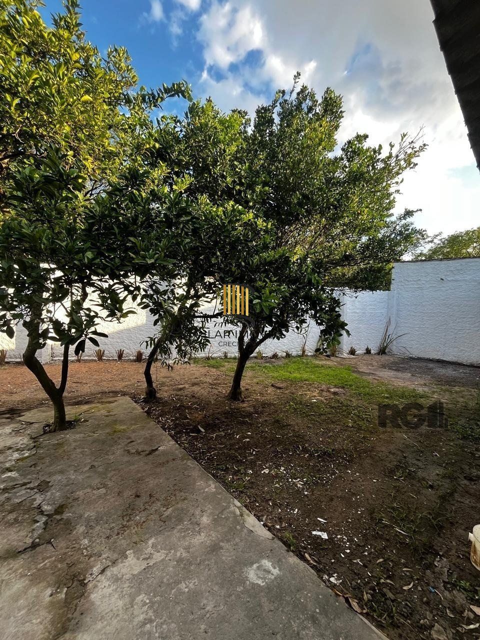 Casa 3 dormitórios no bairro Belém Novo