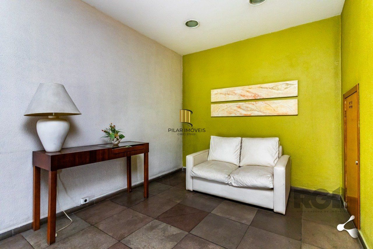  APARTAMENTO DE 2D  COM VAGA PROXIMO DA  FACULDADE PUC-RS  E HOSPITAL SAO LUCAS  DA PUCRS - Pilar Imóveis