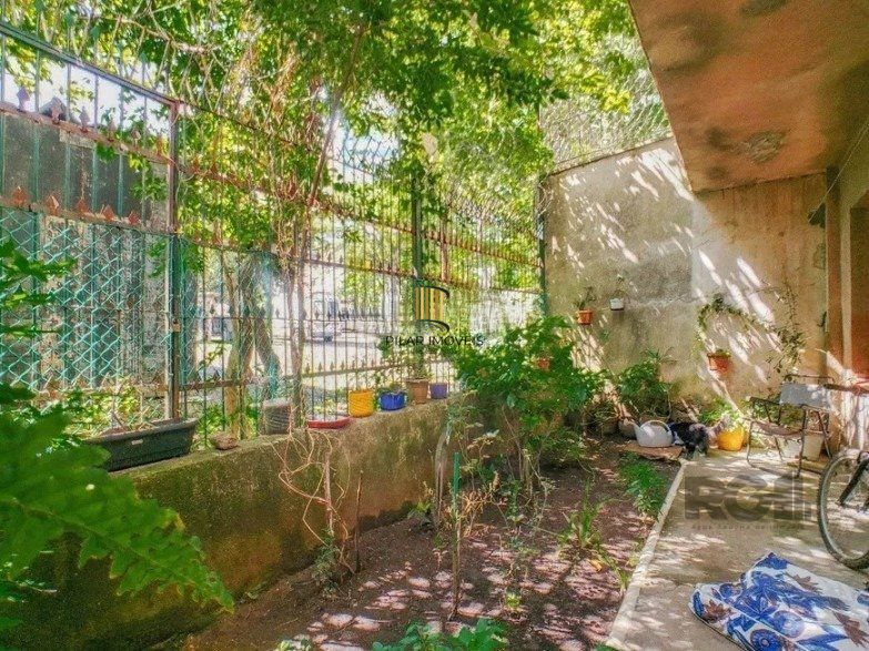 Apartamento Térreo com 02 dormitórios Na cidade Baixa em Porto Alegre/RS