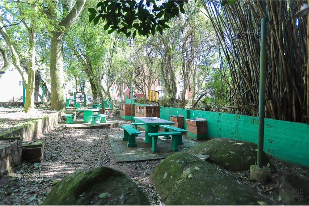 Apartamento com 2 Dormitórios no bairro Cavalhada em Porto Alegre/RS