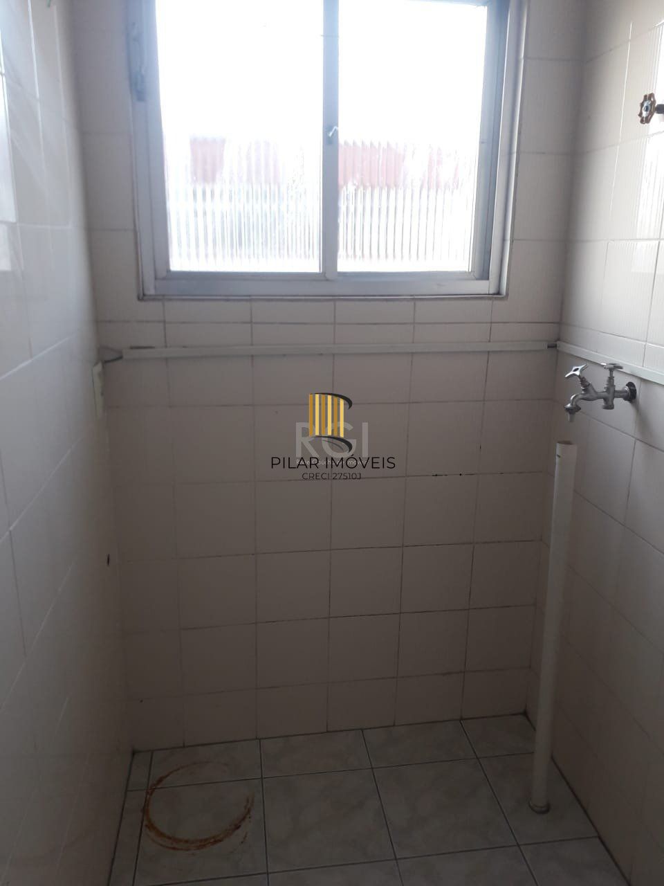 Apartamento com 02 quartos no bairro camaquã