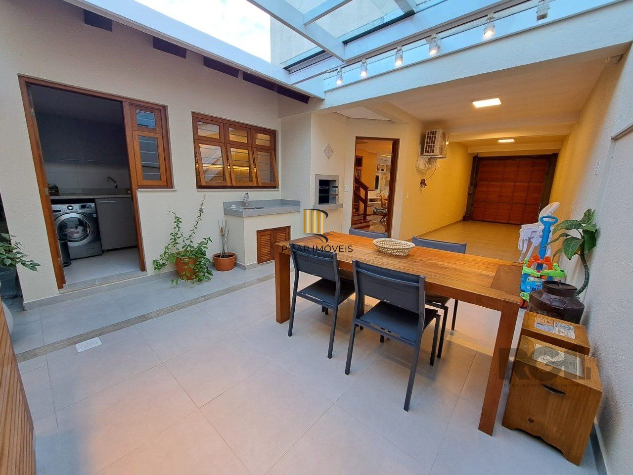 Casa de Condomínio 3 dormitórios no bairro Nonoai