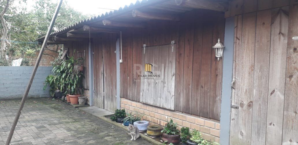 Casa para Venda - 132m², 2 dormitórios, 2 vagas - Lami, Porto Alegre