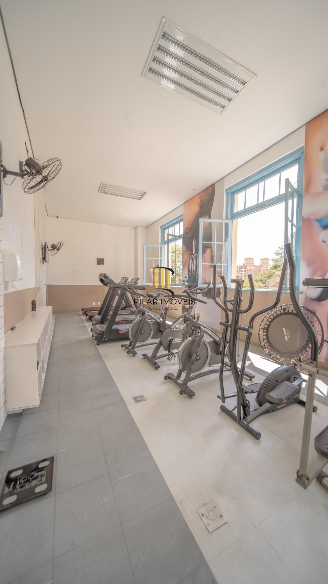 Apartamento Garden com 3 quartos e 107m² à venda em Teresópolis, Porto Alegre.
