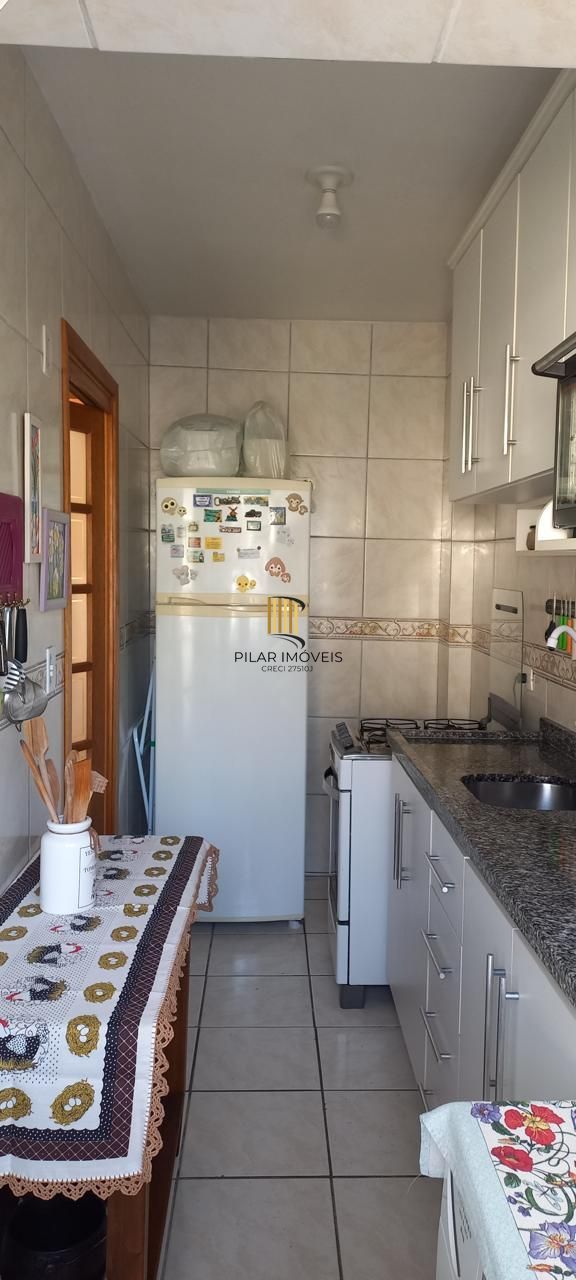 Apartamento de 2 dormitórios com vaga no bairro Vila Nova