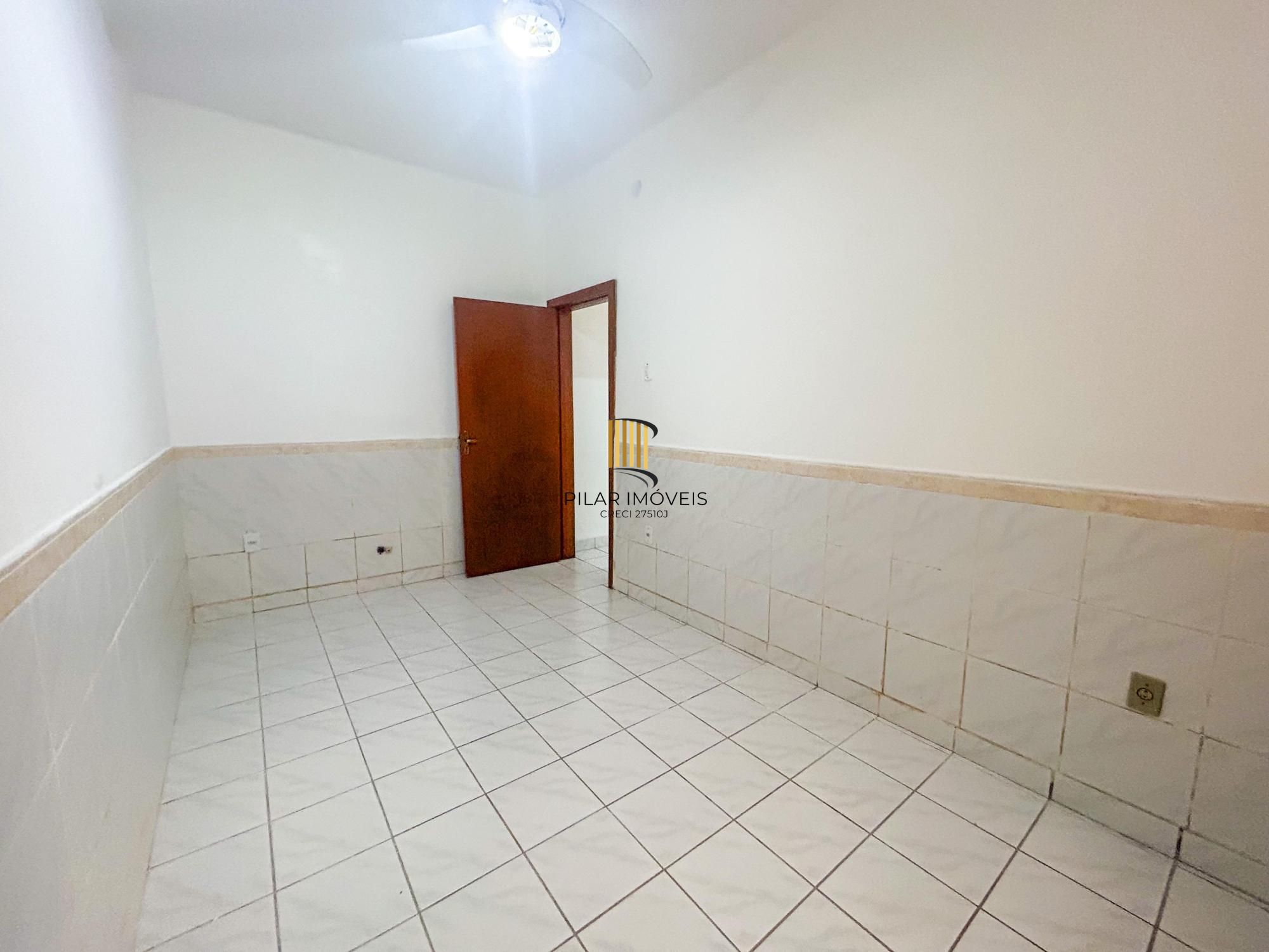 Apartamento no bairro floresta com 2 quartos