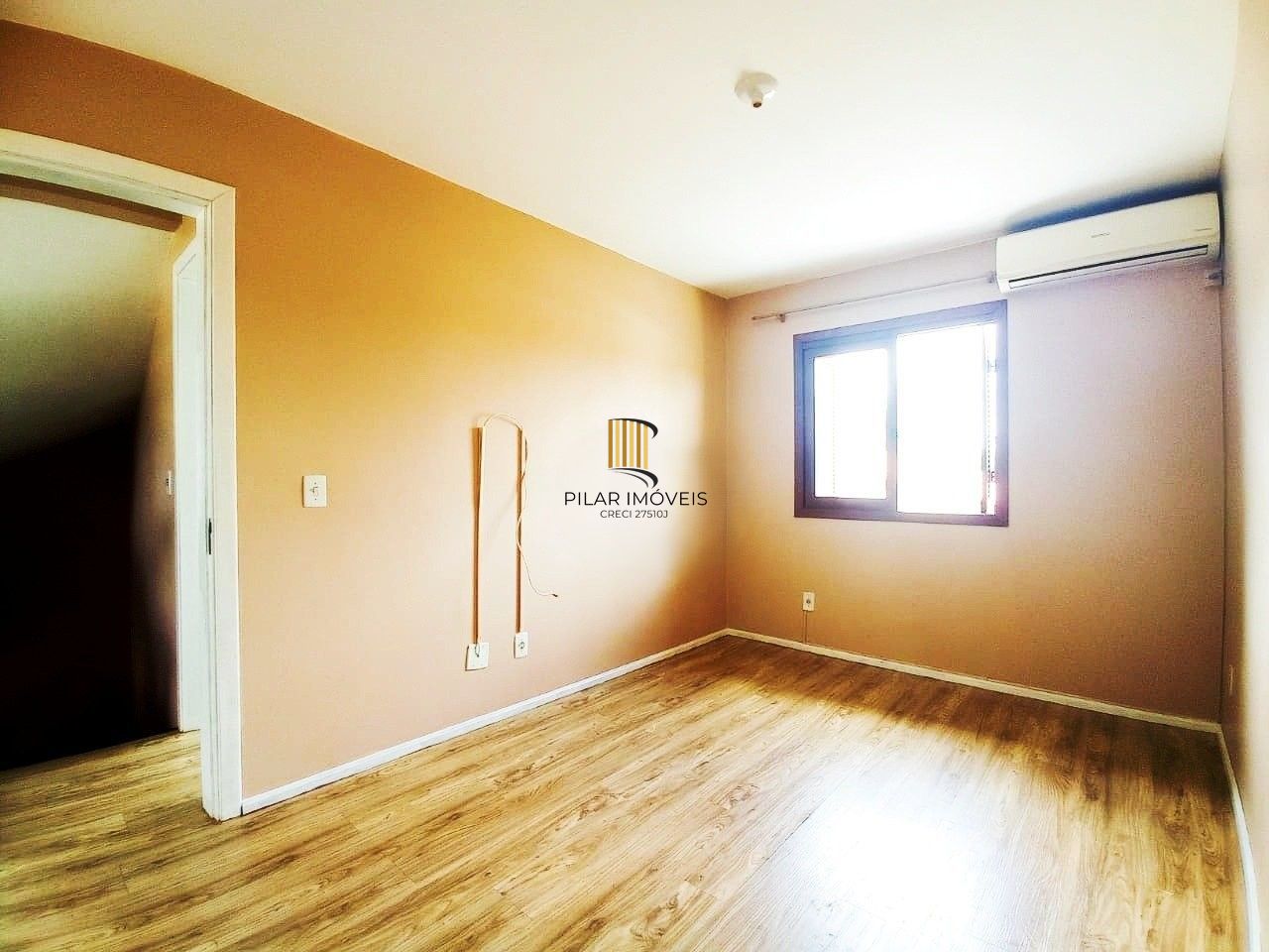 Casa em condomínio, 2 quartos, 1 vaga, bairro, 104m² Camaquã Porto Alegre