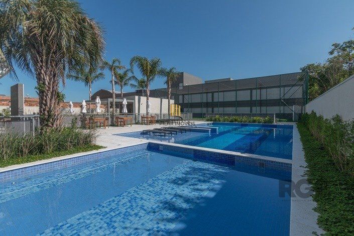 2D com suite e infra completa.