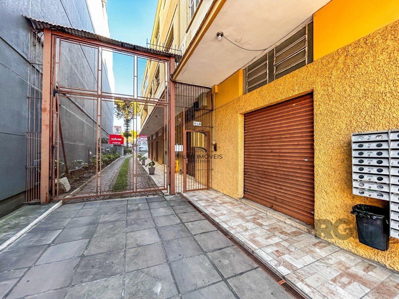 Apartamento de 01 Dormitório no Bairro Partenon com 38,00 m² de área Privativa - Pilar Imóveis
