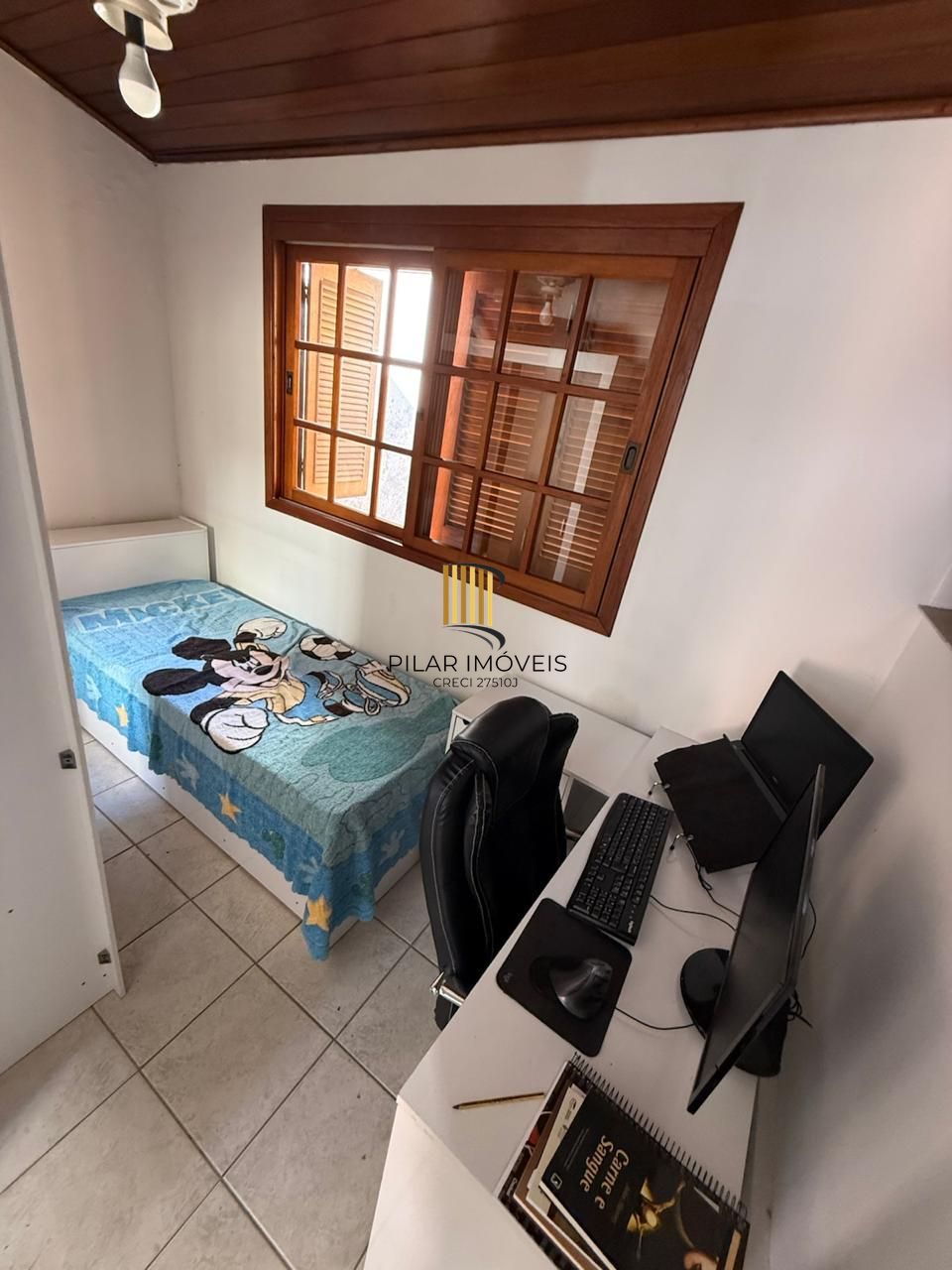 Apartamento com 02 quartos, 02 banheiros e 01 vaga Coberta no Bairro Petrópolis
