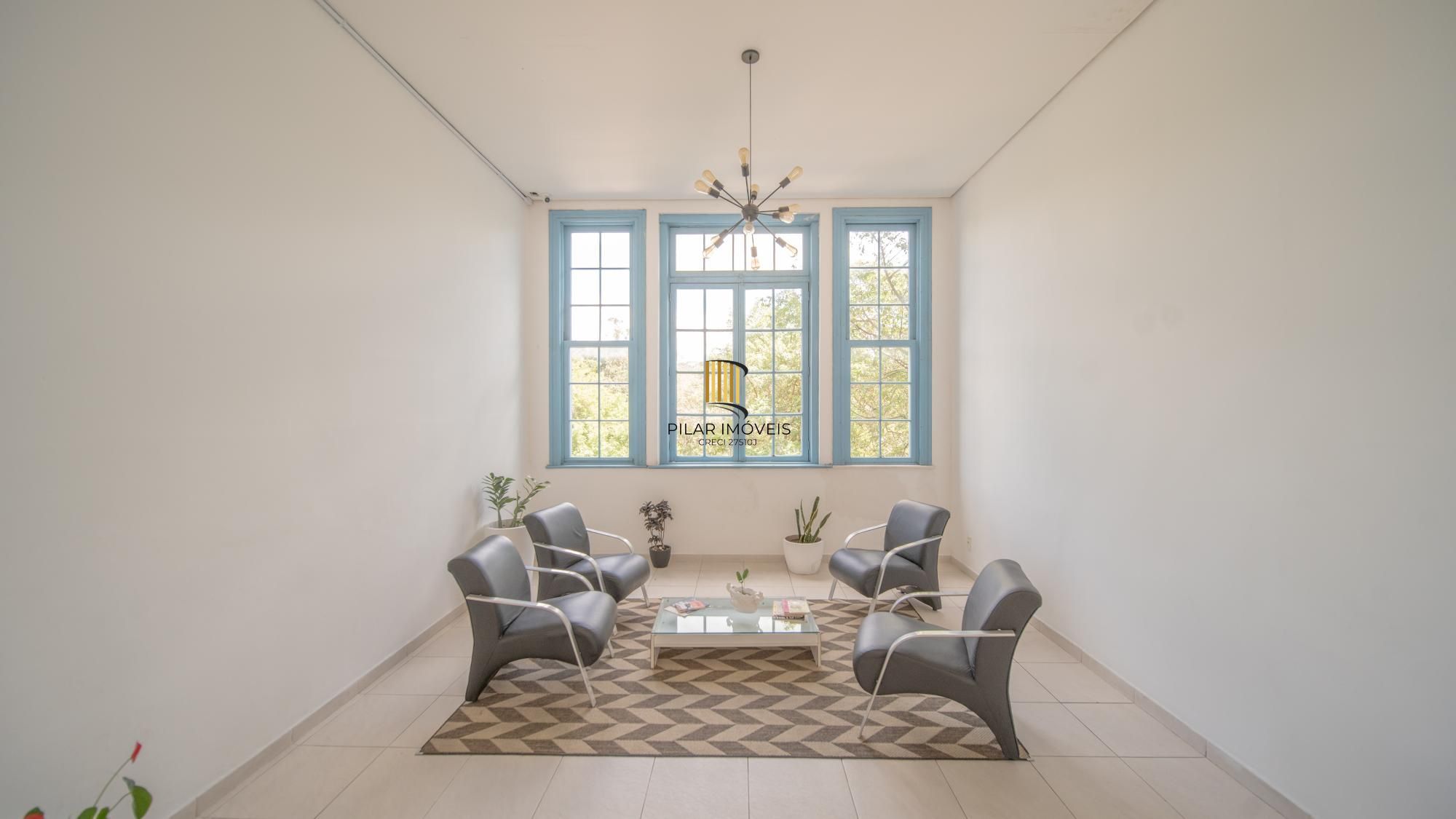 Apartamento Garden com 3 quartos e 107m² à venda em Teresópolis, Porto Alegre.