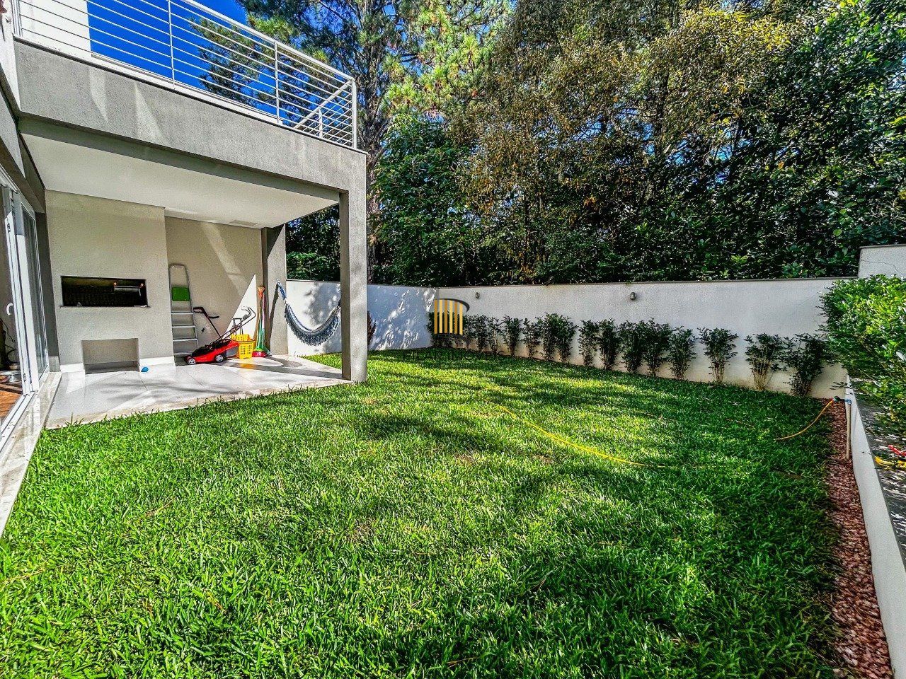 Casa Condominio 3 Dormitório(s) Bairro Pedra Redonda