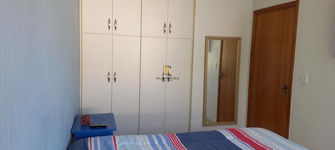 Apartamento de 2 dormitórios com vaga no bairro Vila Nova