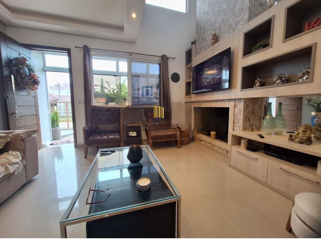 Casa na praia  Xangri-la c 222m2 privados  , 3 dormit, 2 Suites semi mobiliada c piscina. aceita imóvel como parte do pagamento em Porto Alegre - Pilar Imóveis