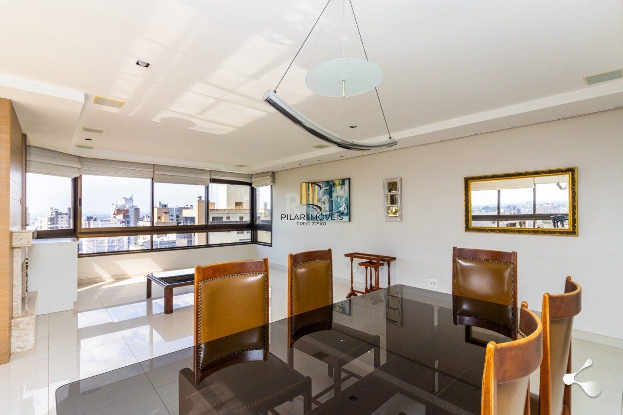 Espetacular Apto. semi mobiliado no bairro Rio Branco, Porto Alegre/RS, um por andar, 195m, andar alto, lareira, churrasqueira, 3 suites, 4 vagas