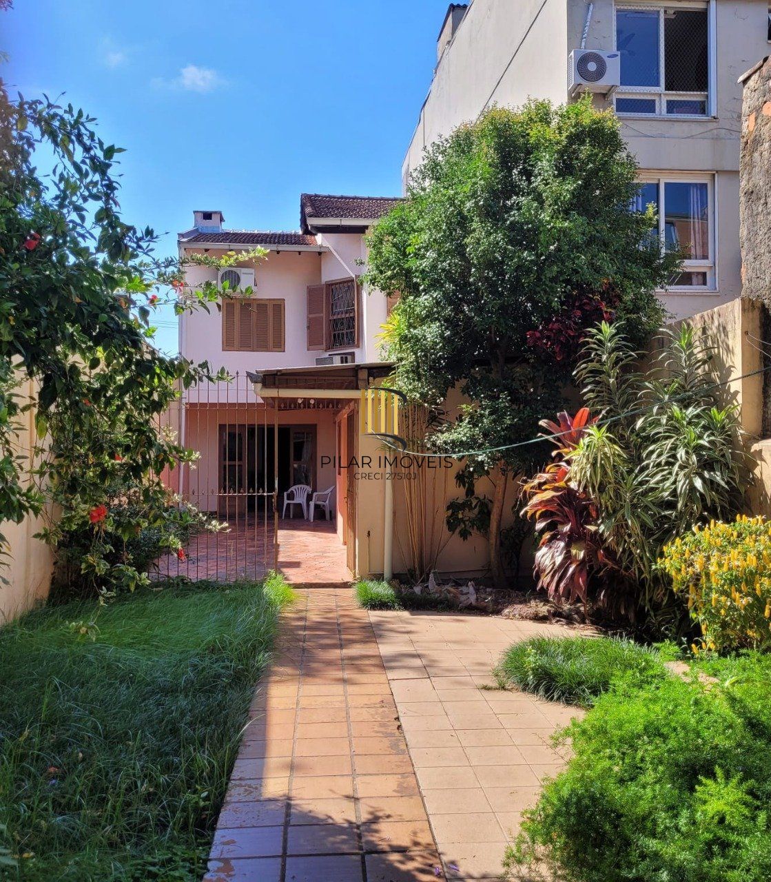 Casa para Venda - 181.5m², 4 dormitórios, 2 vagas - Partenon