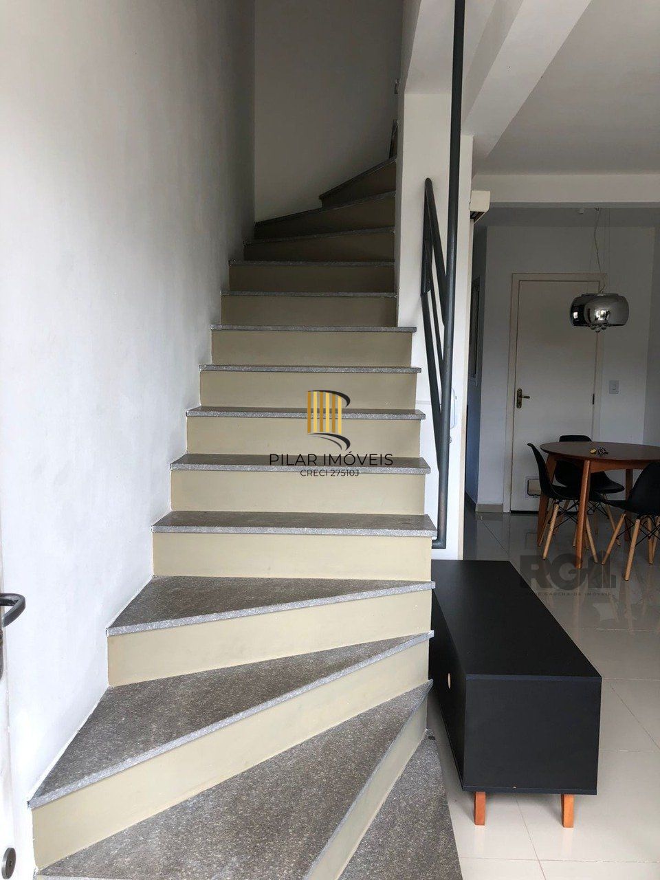 Casa Condominio 2 Dormitório(s) Bairro Nonoai