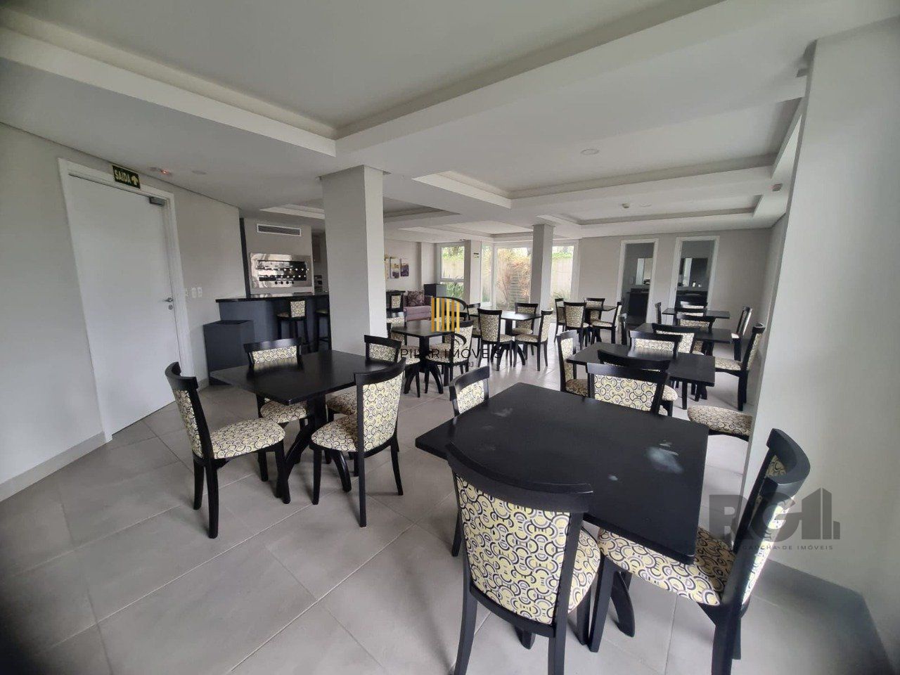 VENDA DE APARTAMENTO DE01 SUÍTE, INFRA E 02 VAGAS DE GARAGEM - SANTO ANTONIO