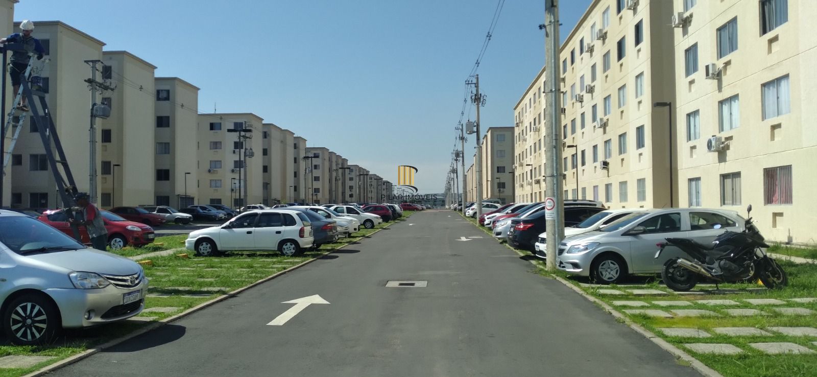 Apartamento com 02 quartos e 01 vaga no Bairro Sarandi
