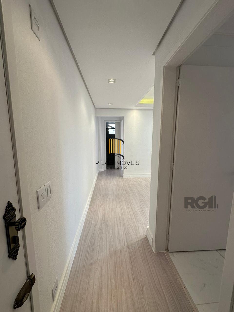 Apartamento de 1 dormitório no Bairro Glória