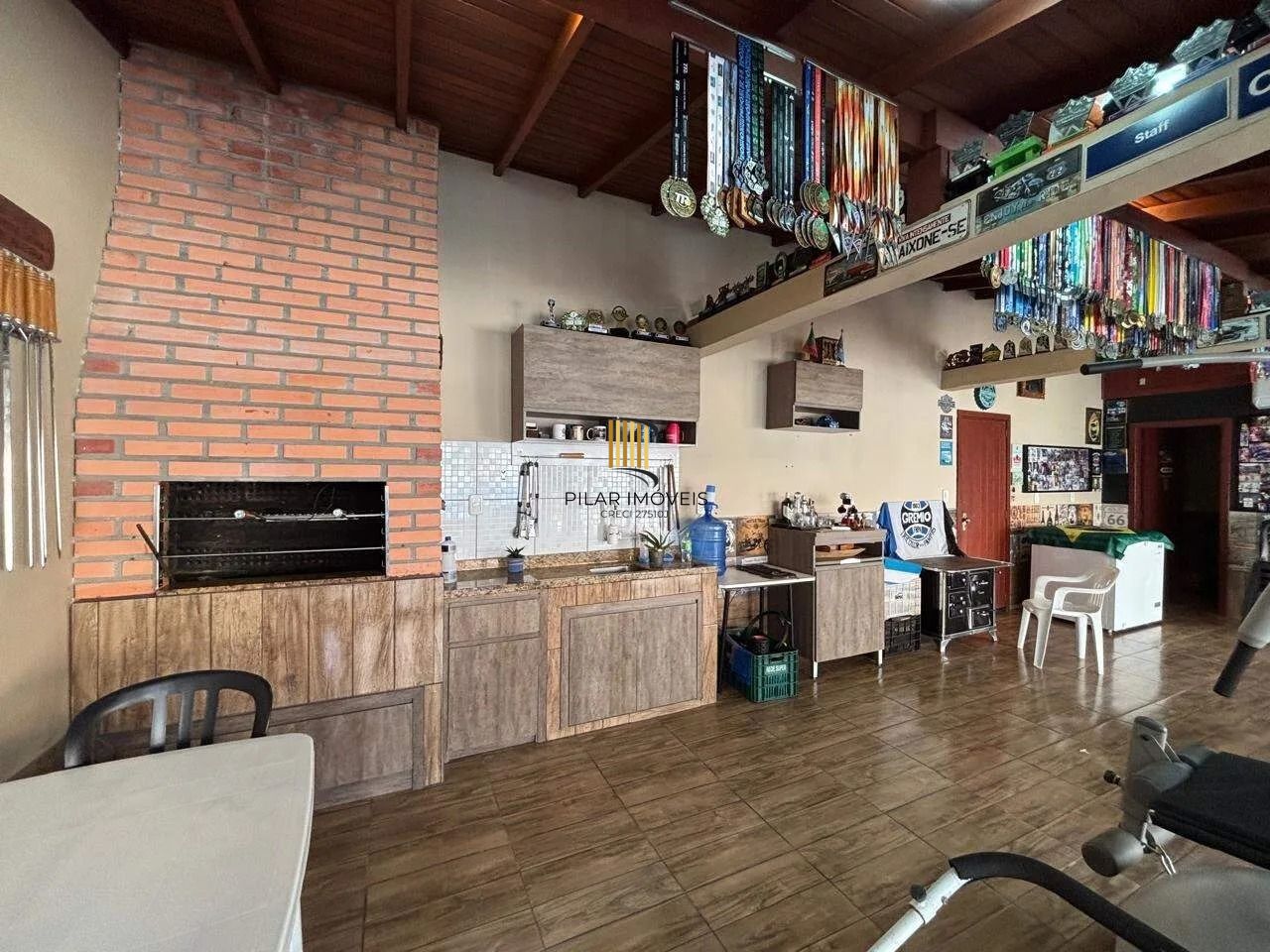 Casa de Condomínio 4 dormitórios no bairro São Lucas