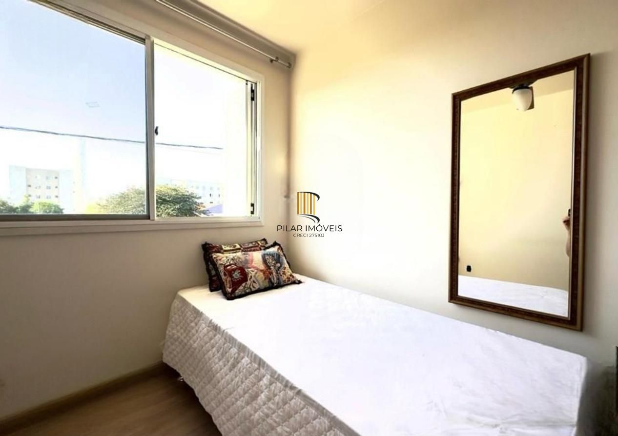 Casa em condominio , 2 dorm, 1 vaga, bairro Sarandi, condomínio Acapulco.