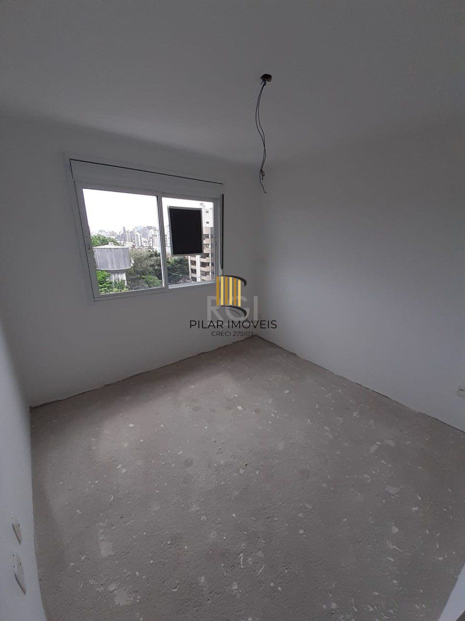 Apartamento para Venda - 90.31m², 2 dormitórios, sendo 2 suites, 2 vagas - Petrópolis