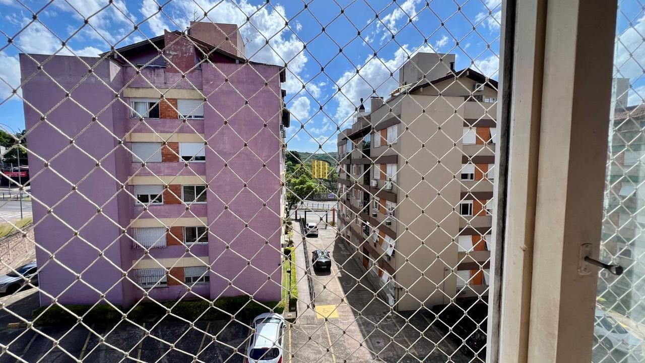 Apartamento 3 dormitórios 1 vaga 70m2 no bairro Cavalhada.