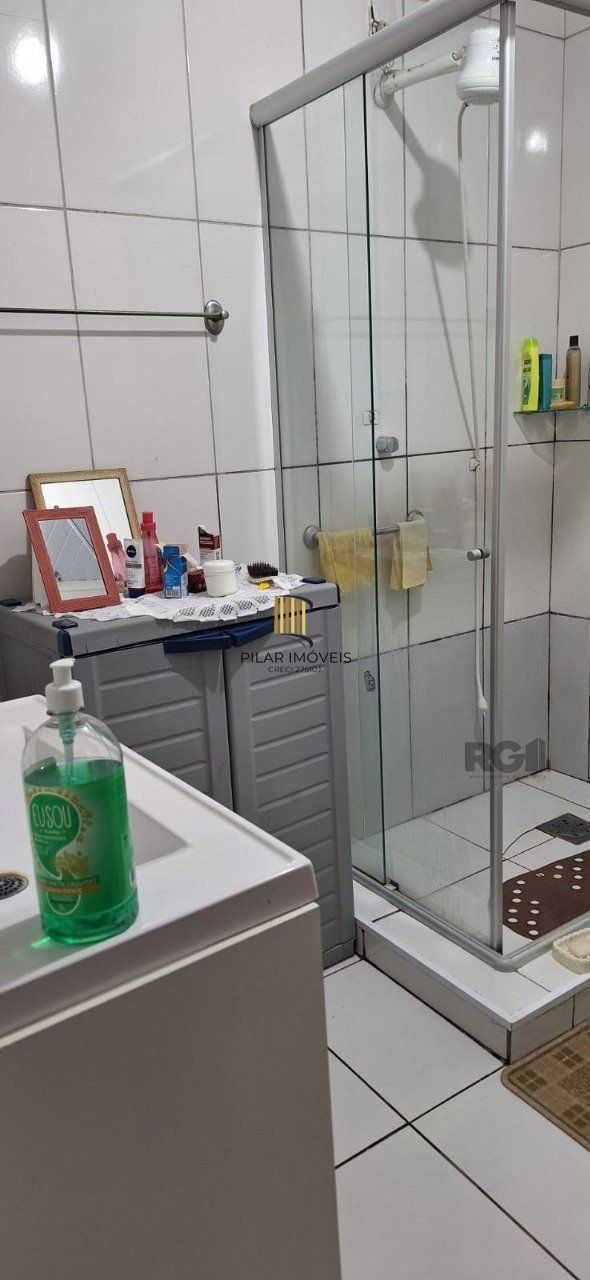 Casa 4 Dormitório(s) Bairro Serraria