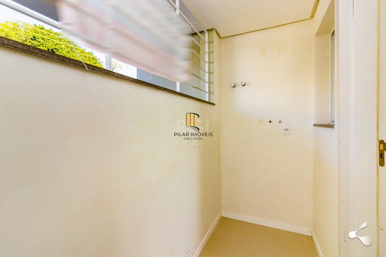 Casa 3 dormitórios no bairro Espírito Santo