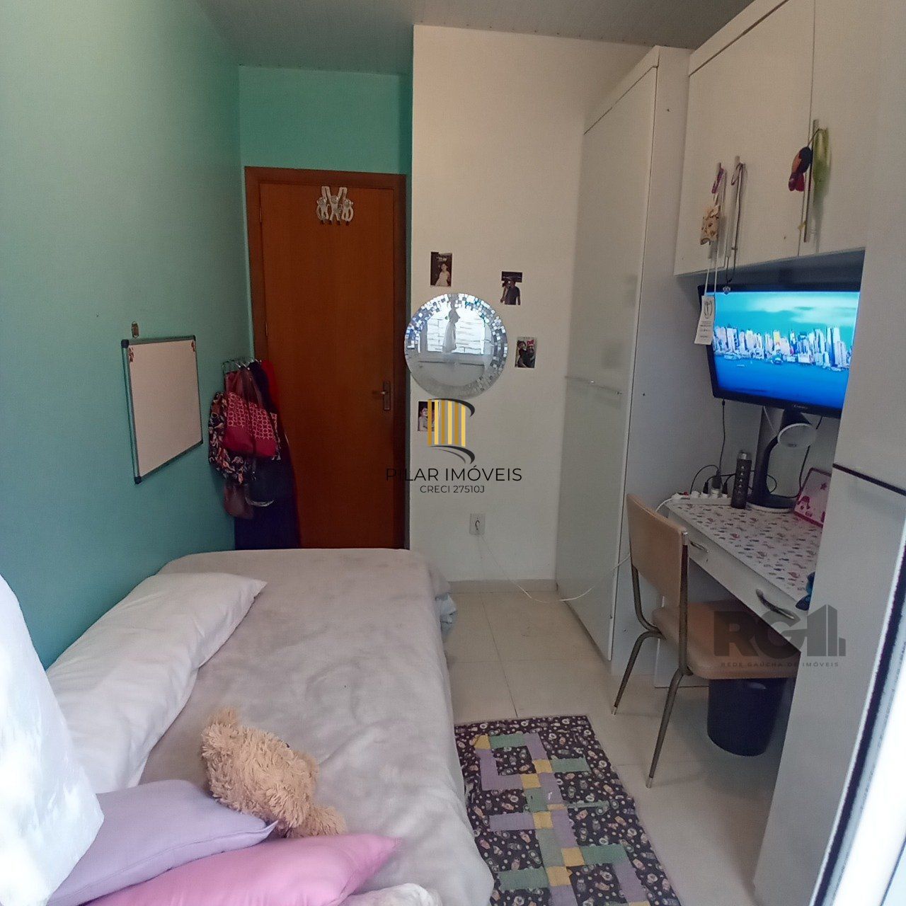 Casa para Venda - 97,95m², 4 dormitórios, 1 vagas - Hípica, Porto Alegre