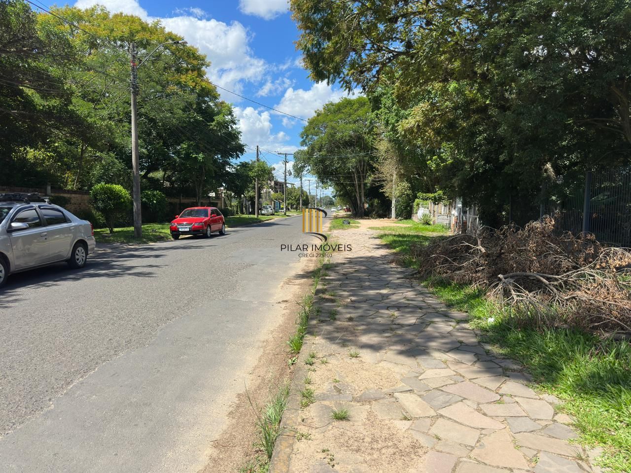 Casa em condomínio privativo de 2 dormitórios no bairro Ponta Grossa